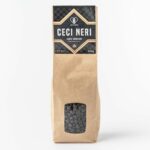Ceci neri - schwarze Kichererbsen aus Sizilien von Seminiamo in einer braunen Papiertüte und schwarzem Label